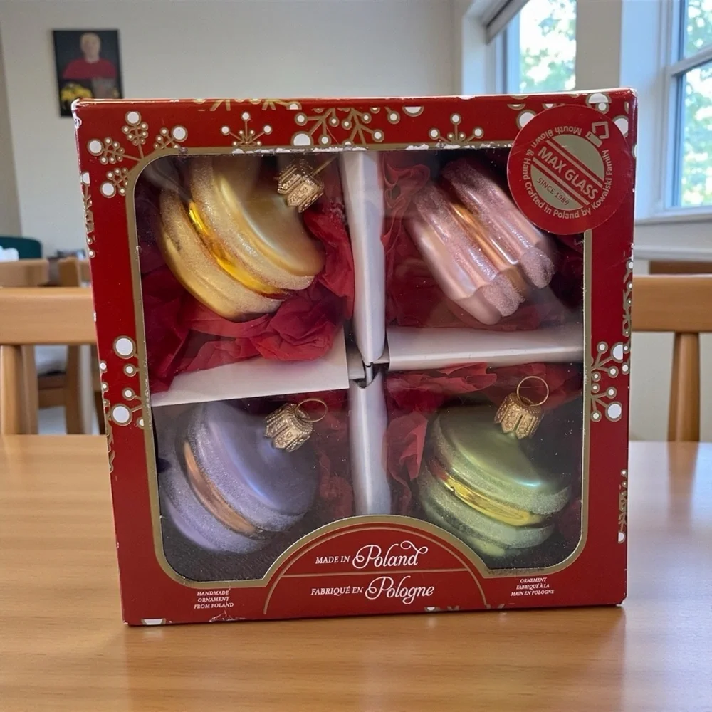 Max Glass, set of 4 pastel macarons, handmade in Poland